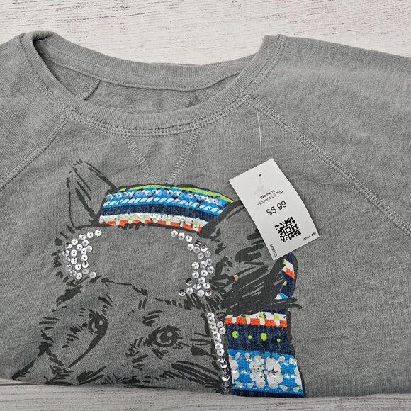 Hollister Women's Winter Fox Sequined Sweatshirt Size Large - Picture 2 of 5